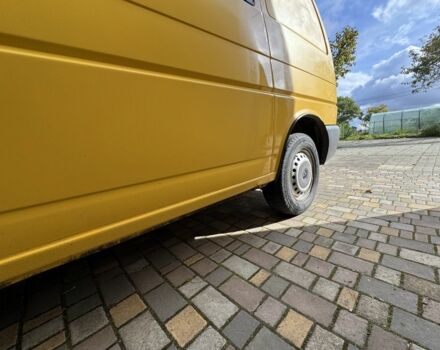 Жовтий Фольксваген Transporter, об'ємом двигуна 1.9 л та пробігом 297 тис. км за 4500 $, фото 2 на Automoto.ua
