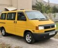 Желтый Фольксваген Transporter, объемом двигателя 1.9 л и пробегом 373 тыс. км за 5300 $, фото 1 на Automoto.ua