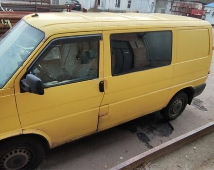 Желтый Фольксваген Transporter, объемом двигателя 2.5 л и пробегом 450 тыс. км за 5000 $, фото 4 на Automoto.ua
