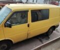 Желтый Фольксваген Transporter, объемом двигателя 2.5 л и пробегом 450 тыс. км за 5000 $, фото 4 на Automoto.ua