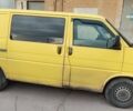 Желтый Фольксваген Transporter, объемом двигателя 2.5 л и пробегом 450 тыс. км за 5000 $, фото 2 на Automoto.ua