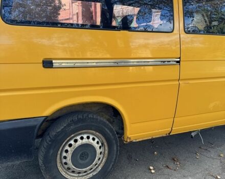 Жовтий Фольксваген Transporter, об'ємом двигуна 2.4 л та пробігом 450 тис. км за 4000 $, фото 2 на Automoto.ua
