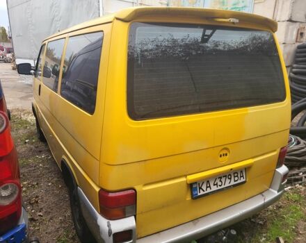 Желтый Фольксваген Transporter, объемом двигателя 2.5 л и пробегом 445 тыс. км за 5500 $, фото 4 на Automoto.ua