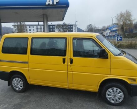 Желтый Фольксваген Transporter, объемом двигателя 1.9 л и пробегом 340 тыс. км за 6150 $, фото 5 на Automoto.ua