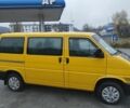 Желтый Фольксваген Transporter, объемом двигателя 1.9 л и пробегом 340 тыс. км за 6150 $, фото 5 на Automoto.ua