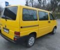 Желтый Фольксваген Transporter, объемом двигателя 1.9 л и пробегом 340 тыс. км за 6150 $, фото 4 на Automoto.ua