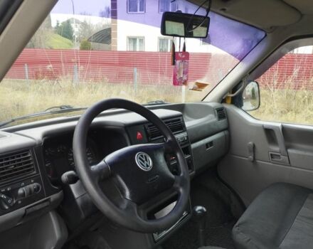 Желтый Фольксваген Transporter, объемом двигателя 1.9 л и пробегом 340 тыс. км за 6150 $, фото 12 на Automoto.ua