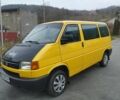 Желтый Фольксваген Transporter, объемом двигателя 1.9 л и пробегом 340 тыс. км за 6150 $, фото 1 на Automoto.ua