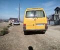 Желтый Фольксваген Transporter, объемом двигателя 2.5 л и пробегом 400 тыс. км за 5800 $, фото 3 на Automoto.ua