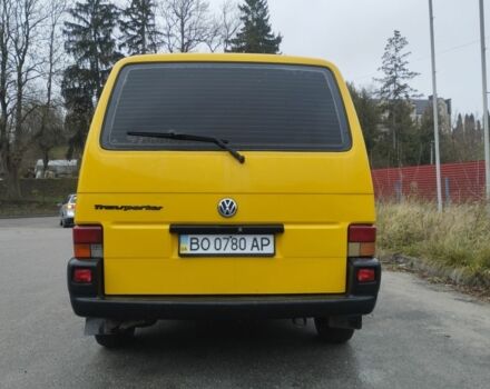 Желтый Фольксваген Transporter, объемом двигателя 1.9 л и пробегом 340 тыс. км за 6150 $, фото 7 на Automoto.ua