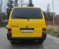 Желтый Фольксваген Transporter, объемом двигателя 1.9 л и пробегом 340 тыс. км за 6150 $, фото 7 на Automoto.ua