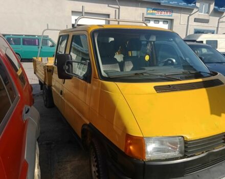 Желтый Фольксваген Transporter, объемом двигателя 2.5 л и пробегом 400 тыс. км за 4328 $, фото 5 на Automoto.ua