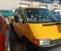 Желтый Фольксваген Transporter, объемом двигателя 2.5 л и пробегом 400 тыс. км за 4328 $, фото 5 на Automoto.ua