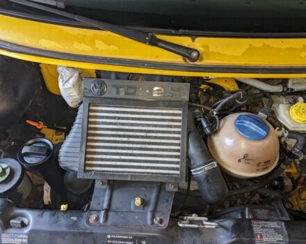 Фольксваген Transporter 2003 в Мукачеве на Automoto.ua Желтый Фольксваген Transporter, объемом двигателя 2.5 л и пробегом 180 тыс. км за 4000 $, фото 5 на Automoto.ua