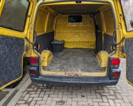 Фольксваген Transporter 2003 в Мукачеве на Automoto.ua Желтый Фольксваген Transporter, объемом двигателя 2.5 л и пробегом 180 тыс. км за 4000 $, фото 7 на Automoto.ua