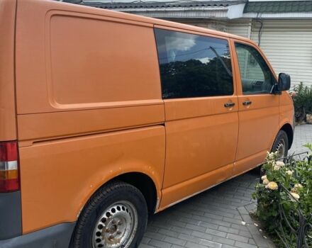 Желтый Фольксваген Transporter, объемом двигателя 2.5 л и пробегом 245 тыс. км за 6000 $, фото 1 на Automoto.ua