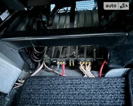 Желтый Фольксваген Transporter, объемом двигателя 1.98 л и пробегом 318 тыс. км за 8999 $, фото 2 на Automoto.ua