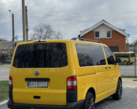 Желтый Фольксваген Transporter, объемом двигателя 1.97 л и пробегом 290 тыс. км за 15300 $, фото 4 на Automoto.ua