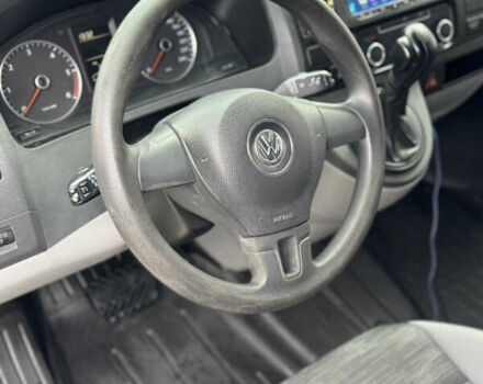 Желтый Фольксваген Transporter, объемом двигателя 1.97 л и пробегом 290 тыс. км за 15300 $, фото 5 на Automoto.ua