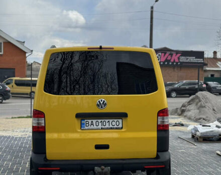 Желтый Фольксваген Transporter, объемом двигателя 1.97 л и пробегом 290 тыс. км за 15300 $, фото 3 на Automoto.ua