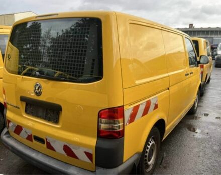 Жовтий Фольксваген Transporter, об'ємом двигуна 2 л та пробігом 278 тис. км за 5795 $, фото 3 на Automoto.ua