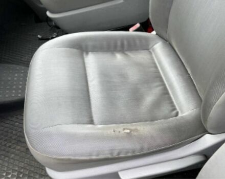 Жовтий Фольксваген Transporter, об'ємом двигуна 2 л та пробігом 278 тис. км за 5795 $, фото 1 на Automoto.ua