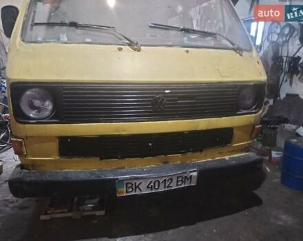 Желтый Фольксваген Transporter, объемом двигателя 1.6 л и пробегом 500 тыс. км за 700 $, фото 4 на Automoto.ua