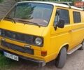 Желтый Фольксваген Transporter, объемом двигателя 1.6 л и пробегом 200 тыс. км за 2100 $, фото 1 на Automoto.ua