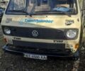 Желтый Фольксваген Transporter, объемом двигателя 1.9 л и пробегом 300 тыс. км за 2100 $, фото 2 на Automoto.ua