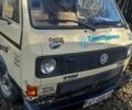 Желтый Фольксваген Transporter, объемом двигателя 1.9 л и пробегом 300 тыс. км за 2100 $, фото 1 на Automoto.ua