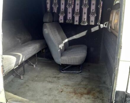 Желтый Фольксваген Transporter, объемом двигателя 1.9 л и пробегом 300 тыс. км за 2100 $, фото 5 на Automoto.ua