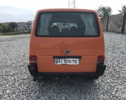 Желтый Фольксваген Transporter, объемом двигателя 2.4 л и пробегом 370 тыс. км за 8500 $, фото 3 на Automoto.ua