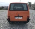 Желтый Фольксваген Transporter, объемом двигателя 2.4 л и пробегом 370 тыс. км за 8500 $, фото 3 на Automoto.ua