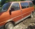 Жовтий Фольксваген Transporter, об'ємом двигуна 1.9 л та пробігом 300 тис. км за 3000 $, фото 3 на Automoto.ua