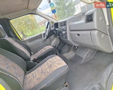 Жовтий Фольксваген Transporter, об'ємом двигуна 1.9 л та пробігом 297 тис. км за 4300 $, фото 27 на Automoto.ua