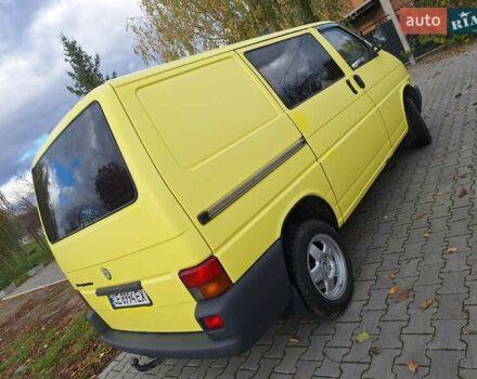 Жовтий Фольксваген Transporter, об'ємом двигуна 1.9 л та пробігом 297 тис. км за 4300 $, фото 10 на Automoto.ua
