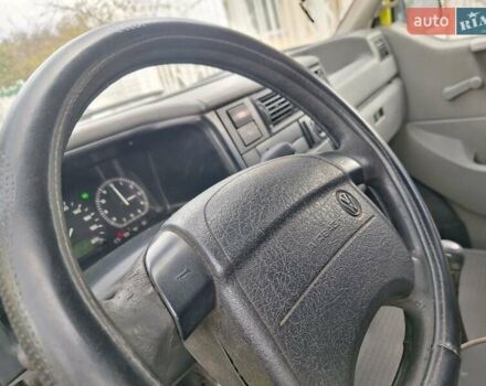 Жовтий Фольксваген Transporter, об'ємом двигуна 1.9 л та пробігом 297 тис. км за 4300 $, фото 32 на Automoto.ua
