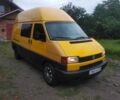 Жовтий Фольксваген Transporter, об'ємом двигуна 2.4 л та пробігом 240 тис. км за 2900 $, фото 2 на Automoto.ua
