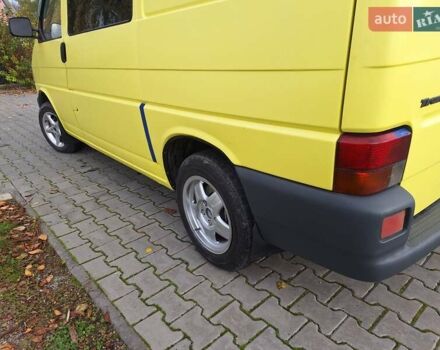 Жовтий Фольксваген Transporter, об'ємом двигуна 1.9 л та пробігом 297 тис. км за 4300 $, фото 8 на Automoto.ua