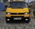 Жовтий Фольксваген Transporter, об'ємом двигуна 1.9 л та пробігом 320 тис. км за 8600 $, фото 1 на Automoto.ua