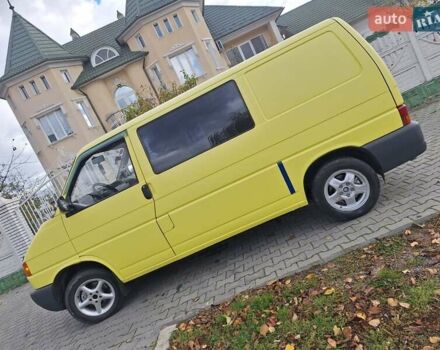 Жовтий Фольксваген Transporter, об'ємом двигуна 1.9 л та пробігом 297 тис. км за 4300 $, фото 2 на Automoto.ua