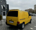 Желтый Фольксваген Transporter, объемом двигателя 1.9 л и пробегом 286 тыс. км за 4000 $, фото 9 на Automoto.ua