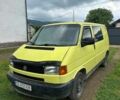 Жовтий Фольксваген Transporter, об'ємом двигуна 1.9 л та пробігом 350 тис. км за 3700 $, фото 1 на Automoto.ua