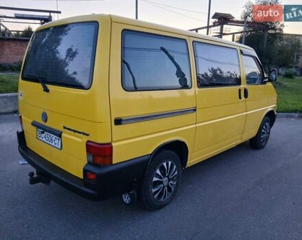 Желтый Фольксваген Transporter, объемом двигателя 1.9 л и пробегом 300 тыс. км за 5300 $, фото 2 на Automoto.ua