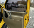 Желтый Фольксваген Transporter, объемом двигателя 1.9 л и пробегом 286 тыс. км за 4000 $, фото 16 на Automoto.ua