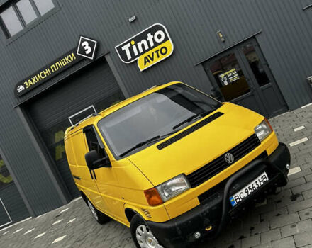 Желтый Фольксваген Transporter, объемом двигателя 1.9 л и пробегом 286 тыс. км за 4000 $, фото 15 на Automoto.ua