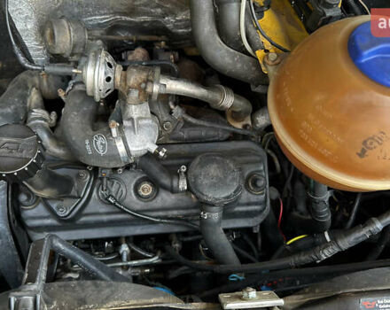 Жовтий Фольксваген Transporter, об'ємом двигуна 1.9 л та пробігом 409 тис. км за 5000 $, фото 9 на Automoto.ua