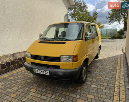 Желтый Фольксваген Transporter, объемом двигателя 1.9 л и пробегом 297 тыс. км за 4500 $, фото 1 на Automoto.ua
