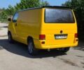 Желтый Фольксваген Transporter, объемом двигателя 1.9 л и пробегом 384 тыс. км за 5500 $, фото 1 на Automoto.ua