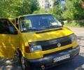 Желтый Фольксваген Transporter, объемом двигателя 0 л и пробегом 312 тыс. км за 5600 $, фото 2 на Automoto.ua